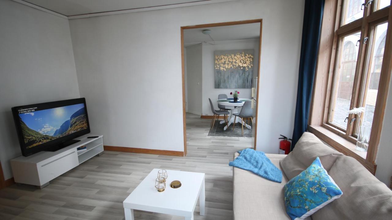 Large Apartment Supercentral Bergen Ngoại thất bức ảnh